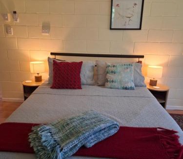 Cooktown House | J & Ella's Holiday House - 2 Bedroom, 2 Bathroom Home