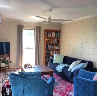 Cooktown House | J & Ella's Holiday House - 2 Bedroom, 2 Bathroom Home