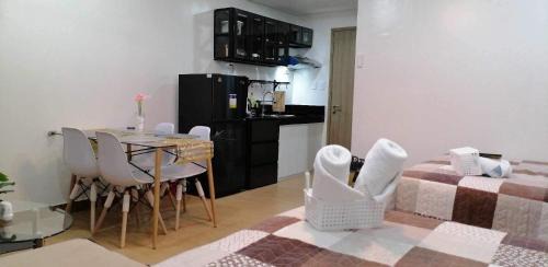 Trece Martires Apartment | J & F Homestay - Cavite, Philippines