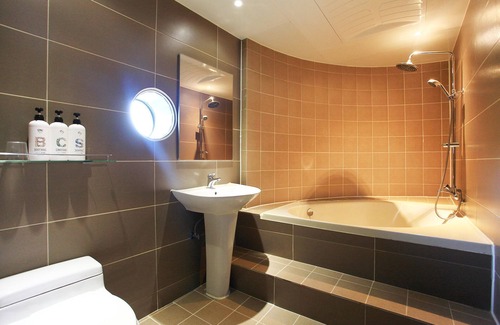 Okcheon Hotel | J hotel