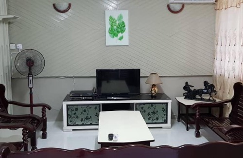 Sibu House | J & I Homestay 2 Person with shared bathroom