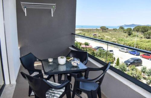 Qerek Apartment | J & J Holiday Home Vala Mar