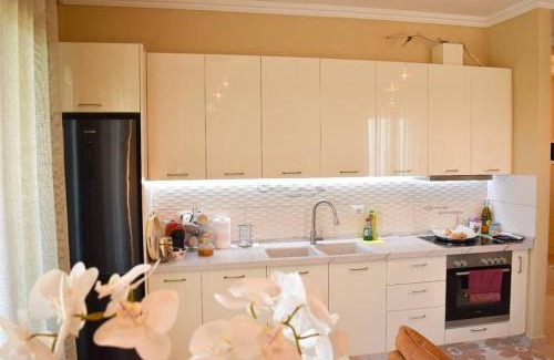 Qerek Apartment | J & J Holiday Home Vala Mar