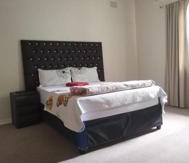 Scottsville House | J&J2 Paradise Guesthouse