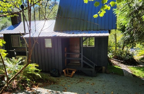 Jordan Road-Canyon Creek Cabin | J&M Canyon Creek Cabin