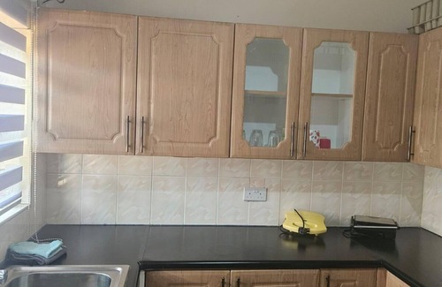 Mazowe Cottage | J&M short term rentals