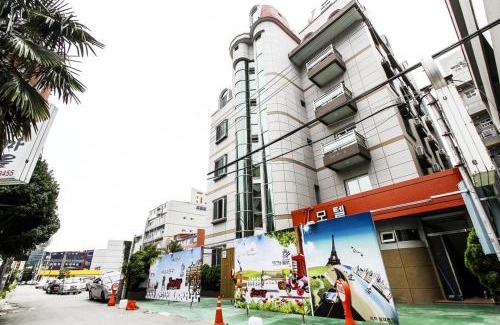 Hak-dong Hotel | J Motel