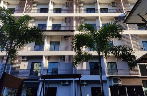 Bang Phra Hotel | J.P.GRAND HOTEL