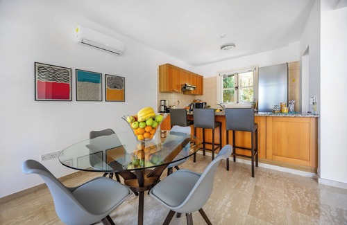 Aphrodite Hills House | J1 Holiday House Adjacent to Aphrodite Hills