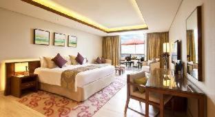 Jebel Ali Resort | JA Palm Tree Court, Dubai