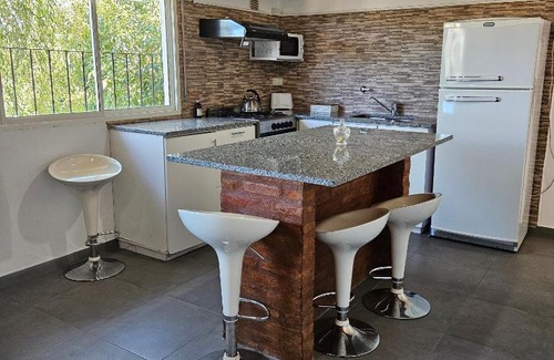 Chascomus Apartment | Jacarandá, amplio departamento con terraza