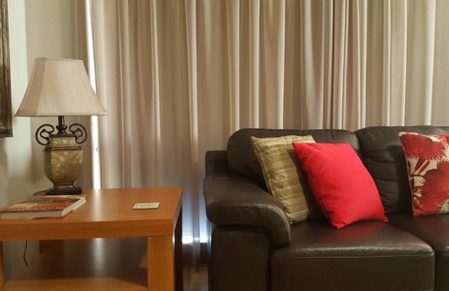 Evanston Park House | Jacaranda Homestay