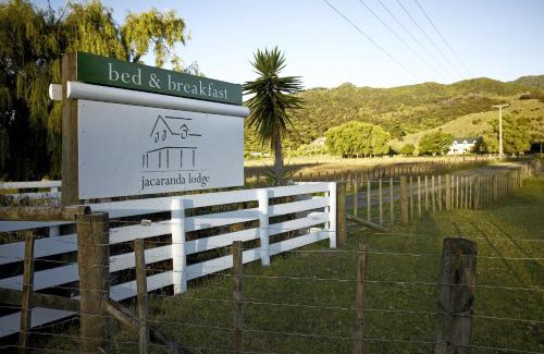 Preece Point Bed & Breakfast | Jacaranda Lodge