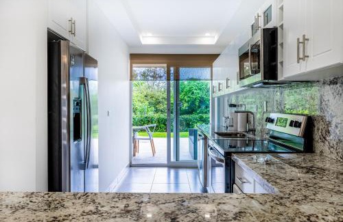 Villarreal Villa | Jacarandas, 11