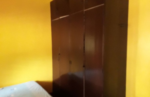 Caloocan House | Jack & Claud Bed & Breakfast Guest House