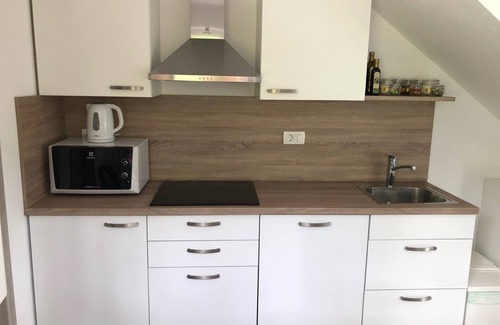 Bohinjska Bela Apartment | Jack's Apartment with garden