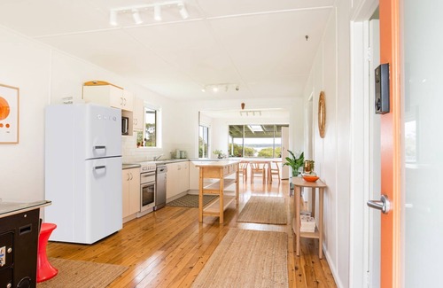 Culburra Beach House | Jack's Culburra - Absolute Waterfront with Fireplace