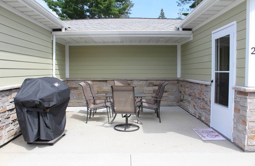 Prudenville Cabin | Jack's on the Bay, 2 Bedroom/1 Bath A