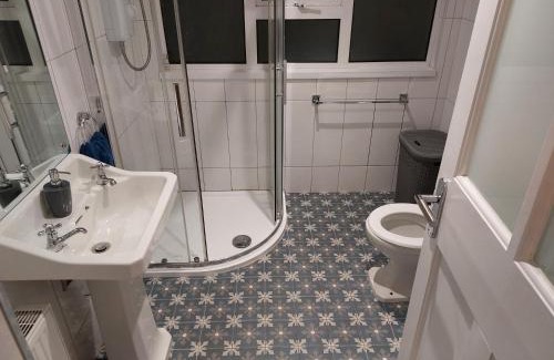 Stranorlar House | Jack's Place 3-Bed House Donegal Sleeps 5