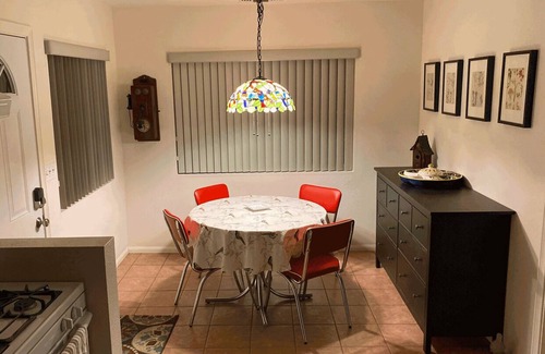 Morongo Valley House | ~(‾▿‾)~ Jack's Place ~ Birding Bliss & Cozy Beds Await!