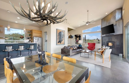 Pioneertown House | Jackalope Junction - Pool, Hot Tub, Fire Pit, BBQ and Desert Views!