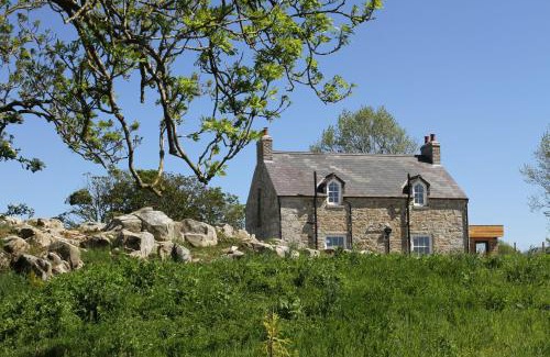 Newry House | Jackdaw Cottage