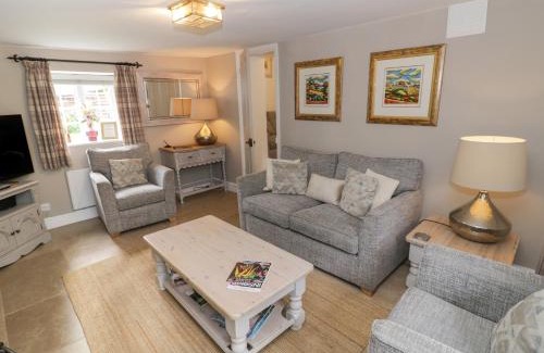 Blockley House | Jackdaw Cottage