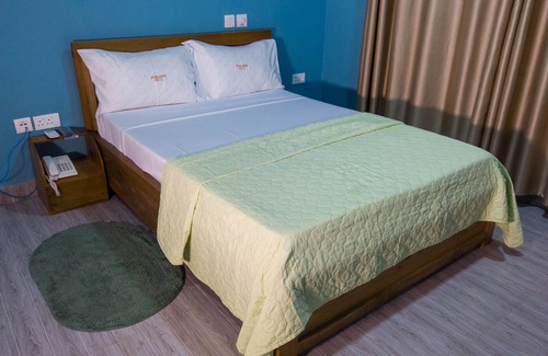 Cape Coast Hotel | Jackie Grand Hotel