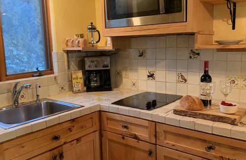 Durango Apartment | Jackrabbit Estate Durango CO Romantic, clean, stars, close to town, & executive!