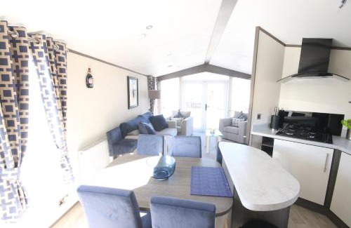 Dunning Ski Chalet | Jackson Lodge