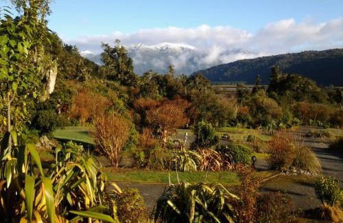 West Coast Region Resort | Jackson's Retreat Alpine Holiday Park