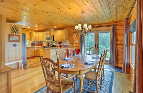 Jacksonville Cabin | Jacksonville Cabin w/Wraparound Deck & Views