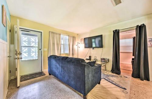 North Beach House | Jacksonville Getaway with Yard about 2 Mi to Beach!
