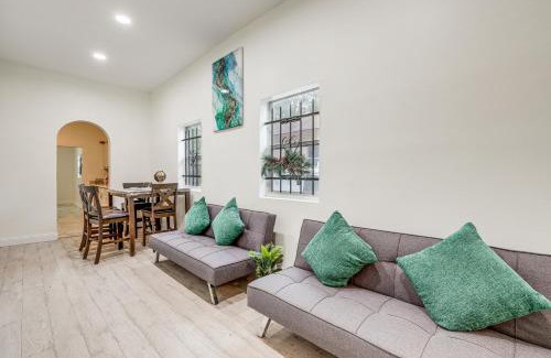 Sports Complex House | Jacksonville Home, Half-Mi to EverBank Stadium!
