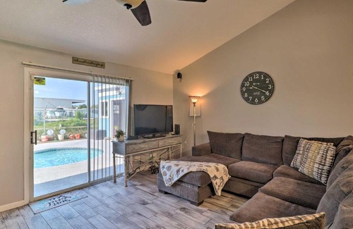 Golden Glades - The Woods House | Jacksonville Home, Near Beach and Mayo Clinic!