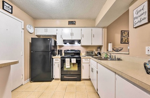 Northside House | Jacksonville Home ~ 10 Mi to Downtown!
