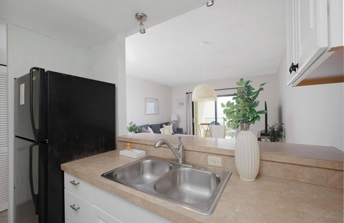 Jacksonville Beach Condo | Jacksonville Sea Spray 2B