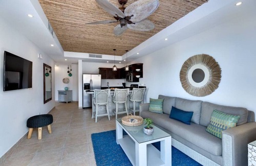Barrio Los Villalobos Condo | JACO HEAVEN- Beautiful beach penthouse!