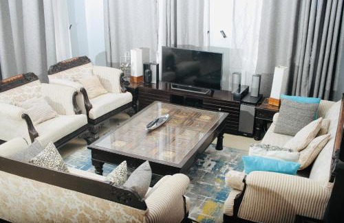 Mlingotini Apartment | Jacomo Residences