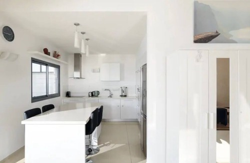 Netanya Apartment | ★Jacuzzi Penthouse with Sea View in Natanya★