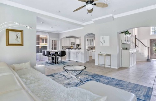 Plano House | Jacuzzi & Pool 3,500 SF Fashion Gallery Home