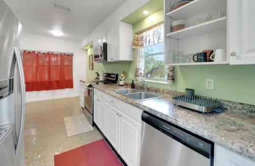 Fairvilla House | Jacuzzi Retreat Family Stay Orlando