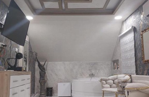 Subotica Apartment | Jacuzzi Rooms Andjela