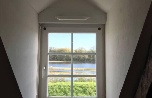La Chapelle-sur-Loire Apartment | Jacuzzi Vue sur Loire - Gite des Sorciers Japonais