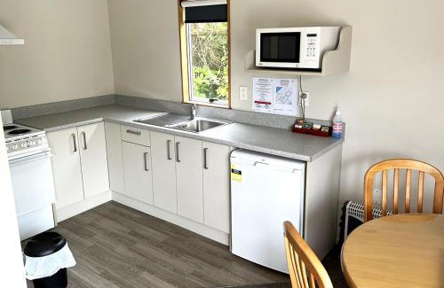 Hokitika Hotel | Jade Court Motel