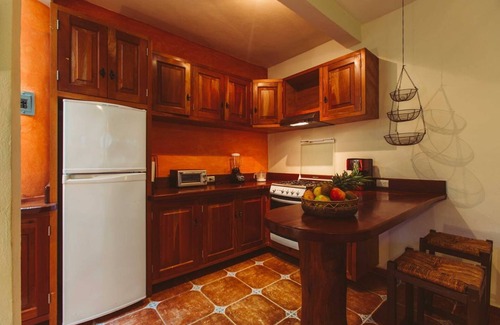 Tulum City Center Apartment | Jade @ Mi Sagrado. Oasis in town. 10m to beach