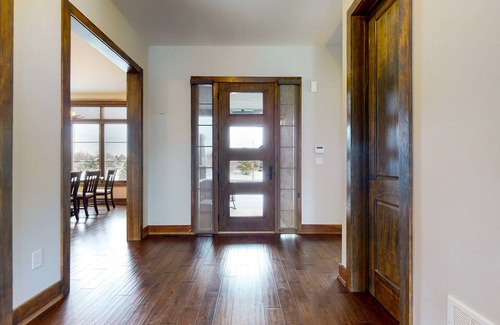 Clearview Ski Chalet | Jade’s Chalet 10 minutes from Blue Mountain