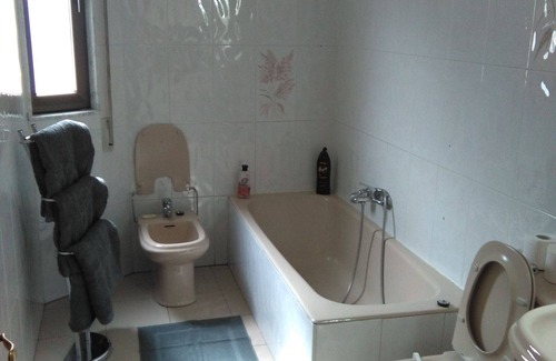 Ponferrada Condo | Jaen Apartment - Apartment in Ponferrada