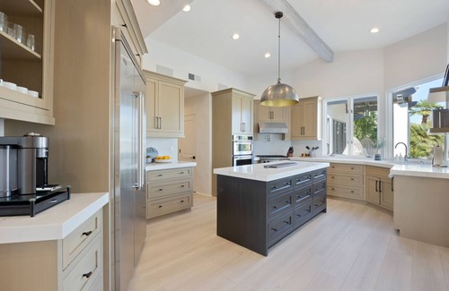 Palm Desert House | Jaguar Estate - Private Lush Estate with 2 Incredible Pools/Spas, Pickleball and Resort Style Yard