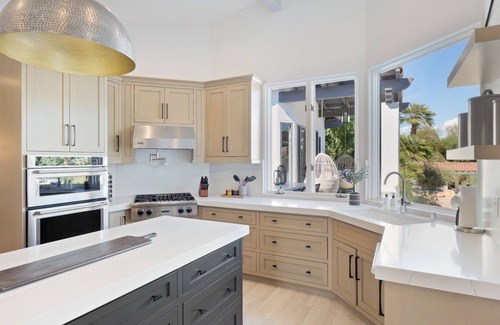 Palm Desert House | Jaguar Estate - Private Lush Estate with 2 Incredible Pools/Spas, Pickleball and Resort Style Yard